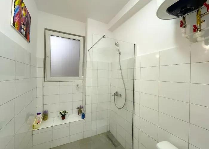 Appartement Boulevard View 2br In Old Town *