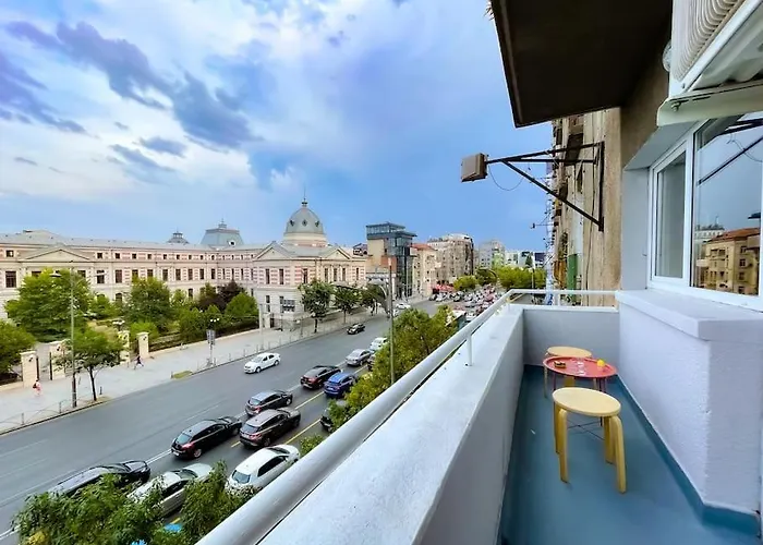 Apartman Boulevard View 2br In Old Town *