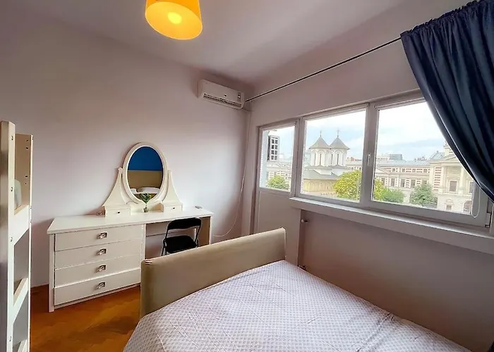 Boulevard View 2br In Old Town * 布加勒斯特